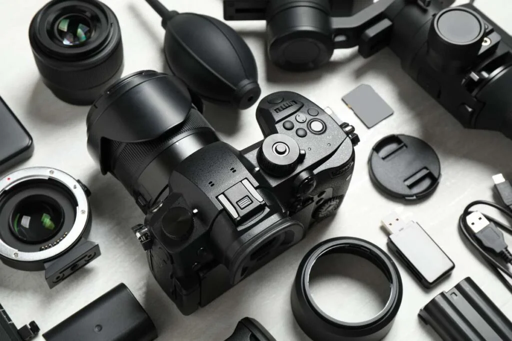 b & h cameras and lenses