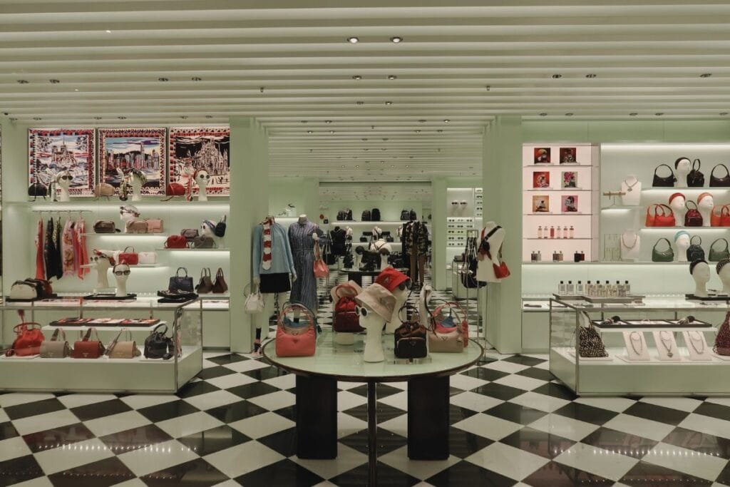 Prada Store inside pic