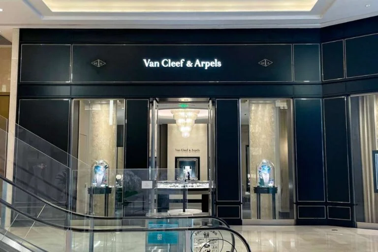 van cleef return policy