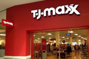 Von Maur Return Policy: Simplified - PaperBeez
