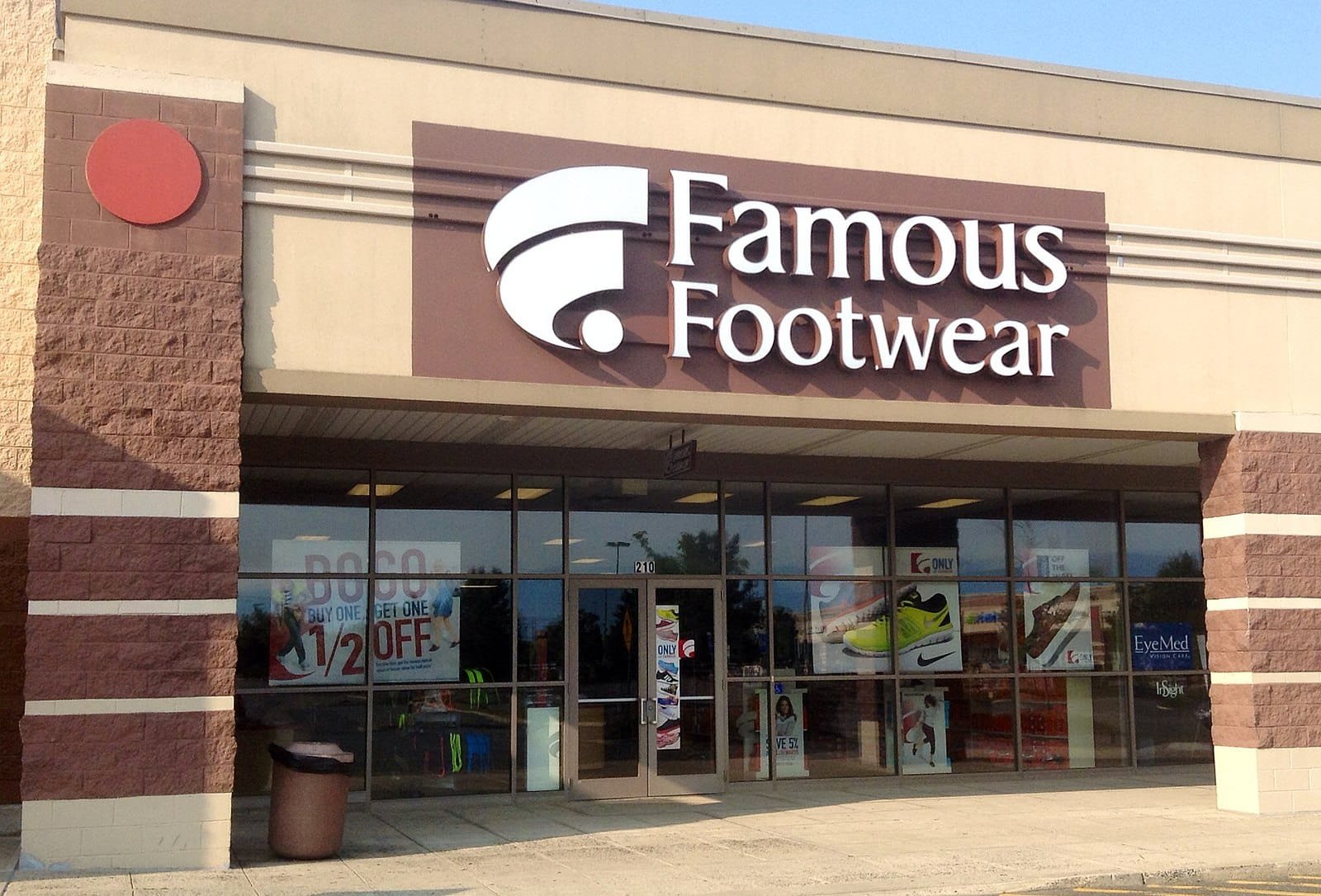 famous footwear return policy